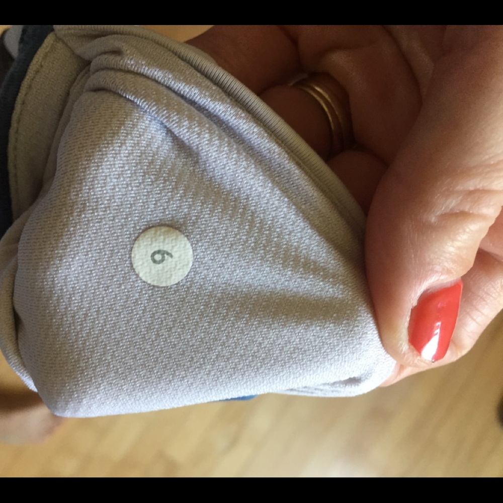 Lululemon Luxtreme Crops - Picture 3 of 3